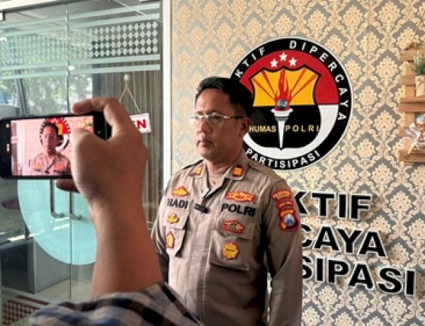 Polrestabes Surabaya Ungkap Komplotan Penukar Kartu ATM Lintas Daerah, Amankan 9 Tersangka